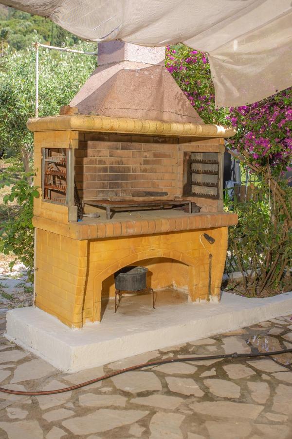 Anthia Private Studio A Breath Away From Beaches Ayios Nikitas Ngoại thất bức ảnh