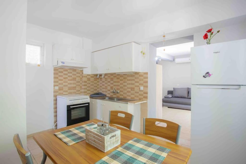 Anthia Private Studio A Breath Away From Beaches Ayios Nikitas Ngoại thất bức ảnh