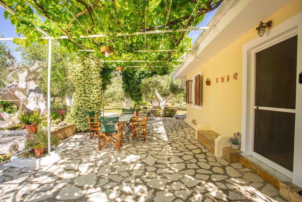 Anthia Private Studio A Breath Away From Beaches Ayios Nikitas Ngoại thất bức ảnh