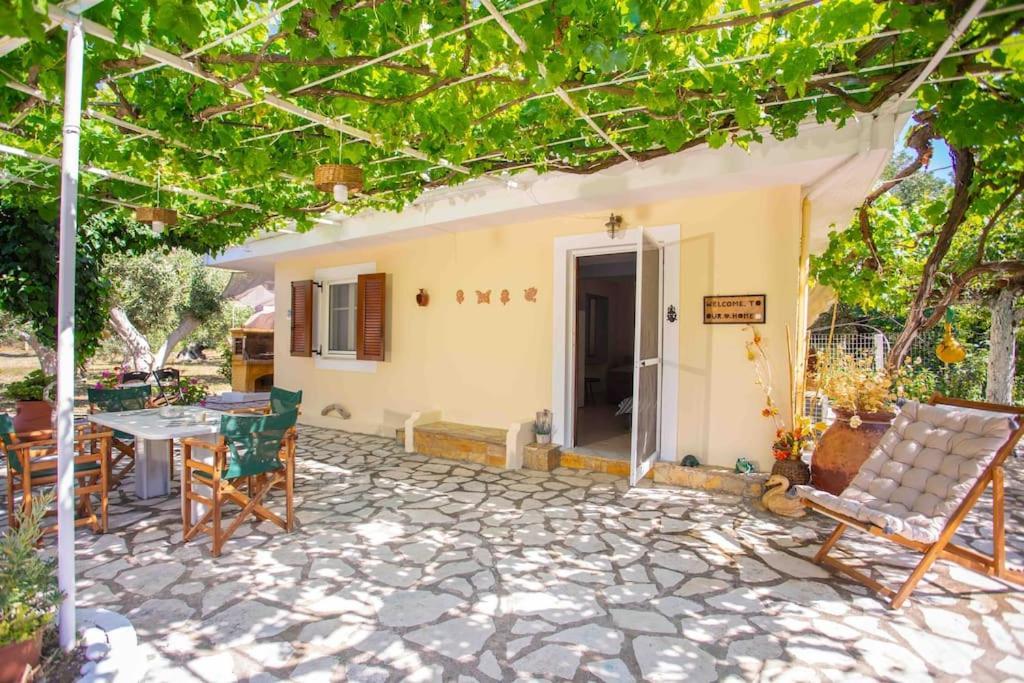 Anthia Private Studio A Breath Away From Beaches Ayios Nikitas Ngoại thất bức ảnh